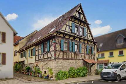 Haus zum Kaufen in Bruchsal Heidelsheim 335.000,00 € 226 m² - Bruchsal / Heidelsheim