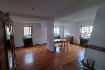 Haus zum Mieten in Solingen 1.150,00 € 148 m²