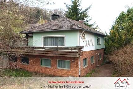 XXL-Bungalow mit viel Potenzial und tollen Nutzungsmöglichkeiten in ruhiger Lage von Hiltpoltstein