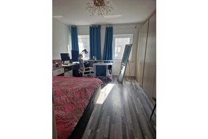 Moderne 2,5-Zimmer-Wohnung (77qm) mit Terrasse – KfW 45, Fußboden - Bonn Hardtberg