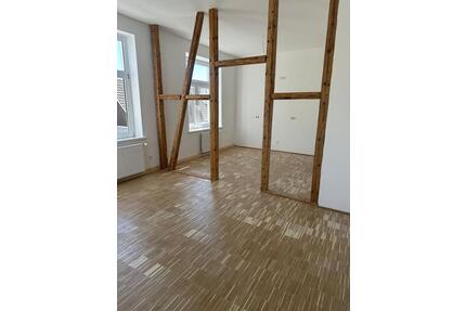 Wunderschöne Altbauwohnung mit Balkon - Erstbezug nach Sanierung - Kamen