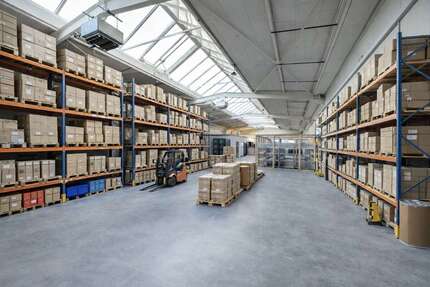 Halle in Singen (Hohentwiel) 7.260,00 € 1452 m²