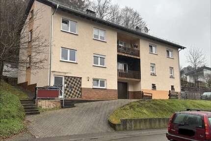 Haus zum Kaufen in Linden 425.000,00 € 272 m²