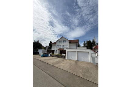 2-Zimmer-Erdgeschosswohnung mit Terrasse, Gartenanteil & Stellplatz - Rangendingen