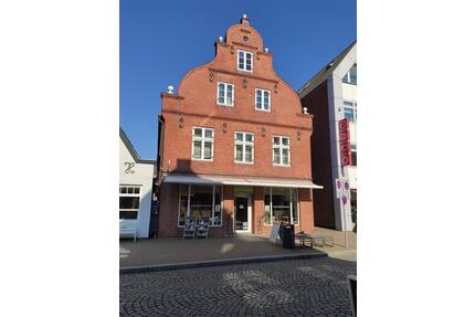 modernisierte Altbauwohnung in bester Innenstadtlage - Husum