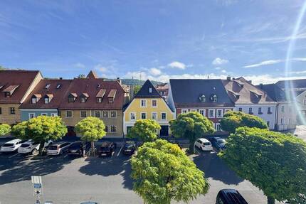 Helle 2-Zimmer-Wohnung mit Loggia in bester Altstadtlage - Amberg