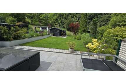 Haus zum Mieten in Odenthal 2.430,00 € 163 m²