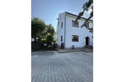 Wohnung zum Mieten in Neumarkt St. Veit 750,00 € 100 m²