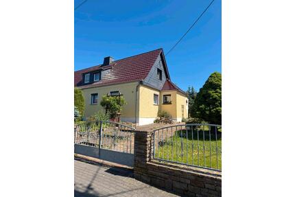 Einfamilienhaus Doppelhaushälfte in Riesa