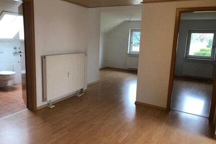 *Sanierte Single-Wohnung* 94353 Irschenbach, inkl. Stellplatz - Haibach