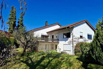 Charmantes Einfamilienhaus mit Einliegerwohnung in aussichtsreicher Lage in Pforzheim