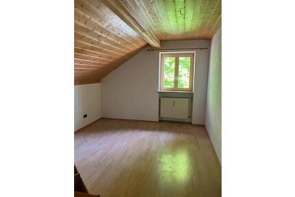 Dachgeschosswohnung zu vermieten - Dorfen