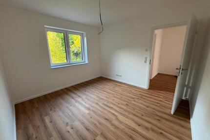 2. BEZUG - Süd-Terasse mit eingezäuntem Garten - KFW 40 - Lemförde