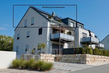 Hochwertige DG-Wohnung mit Dachterrasse und Stellplatz - Schorndorf
