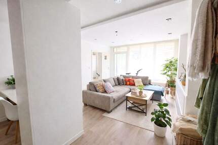 Leerstehende 2-Zimmer-Wohnung mit Balkon und separater Küche - Wuppertal Barmen