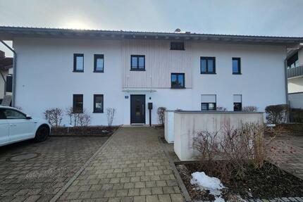 3 Zimmer Wohnung mit Balkon zentral in Sauerlach - Hausham