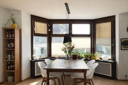3–4 Zi-Whg. mit großem Garten, Terrasse, Balkon und Garage - Stuttgart Bad Cannstatt