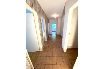 Wohnung zum Kaufen in Frechen 130.000,00 € 72 m²