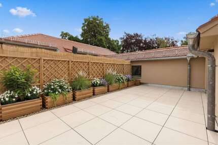 Wohnung zum Mieten in Schkeuditz 1.320,00 € 109.56 m²