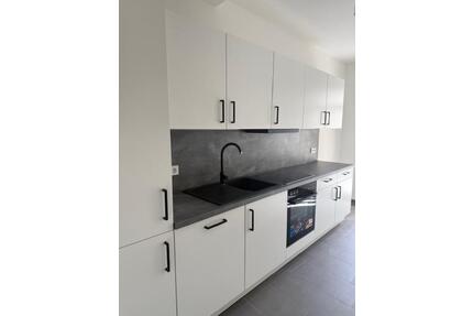 Erstbezug- Stilvolle 2-Raum-Wohnung mit EBK und Balkon - WE03 - Leipzig Ost
