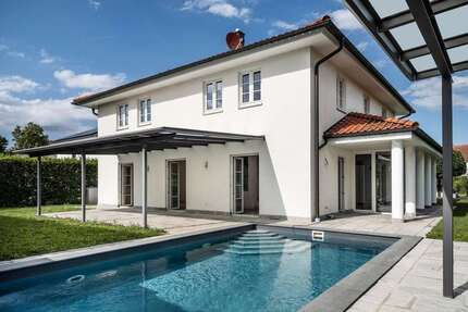Haus zum Kaufen in Pocking 875.000,00 € 279.61 m²