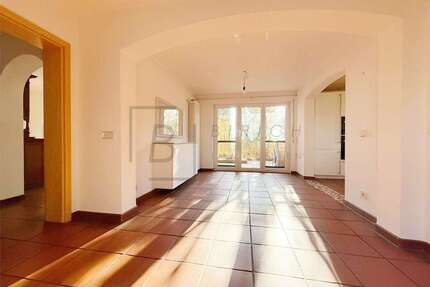 Haus zum Kaufen in Weißenhorn Oberhausen 699.000,00 € 196 m² - Weißenhorn / Oberhausen