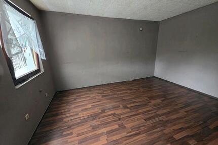3-ZKB Wohnung in Ludweiler mit großes überdachte Terrasse- - Völklingen
