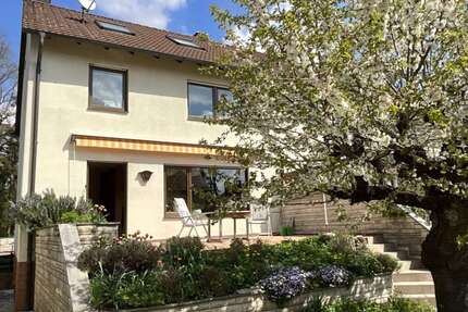 Haus zum Kaufen in Schwabach 475.000,00 € 118 m²