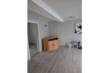 Renovierungs und Sanierungs bedürftiges Fachwerkhaus - Helsa