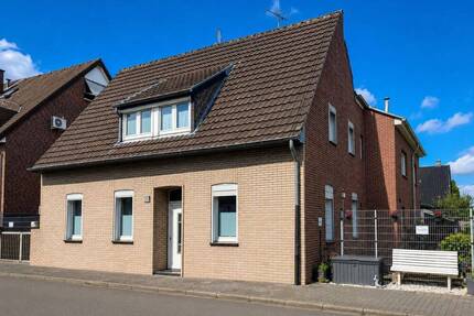 Flexibles Familienanwesen - Wohnen, Arbeiten, Generationen vereint - Nettetal Schaag
