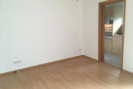 1-Raum Wohnung in ruhiger Lage, nahe Stadtzentrum - Dresden Cotta