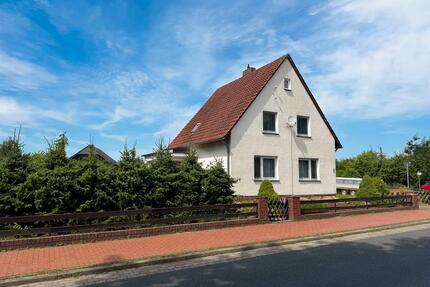 Idyllisches Einfamilienhaus mit großem Grundstück in Bokensdorf
