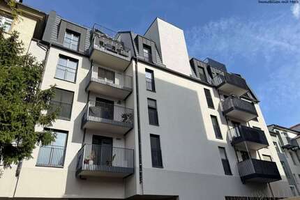 Wohnung zum Mieten in Frankfurt 2.611,28 € 107.46 m²