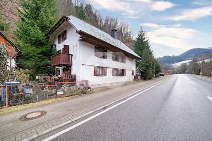 Haus zum Kaufen in Buchenbach 155.000,00 € 98 m²