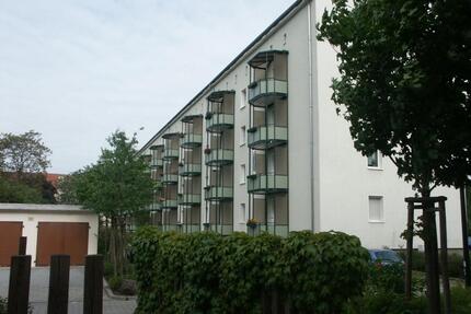 4-RWE im Zentrum - 480,00&nbsp;EUR Kaltmiete, ca.&nbsp; 68,60&nbsp;m&sup2; in Dessau-Roßlau (PLZ: 06842)