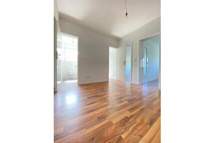 *** ERSTBEZUG NACH SANIERUNG – FAMILIEN AUFGEPASST *** Sehr helle 4-Zimmer-Wohnung mit Balkon *** - Marl Alt-Marl