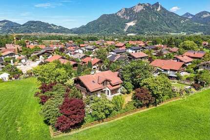 Haus zum Kaufen in Flintsbach 1.750.000,00 € 252 m²