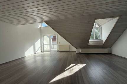 Wohnung zum Mieten in Westhausen 940,00 € 105.67 m²