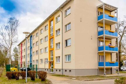Große 3-Raumwohnung mit Balkon im WK 3 - Hoyerswerda