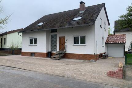 EG 3 ZKB und Gäste WC mit großer Terrasse + kleinem Garten - Altrip