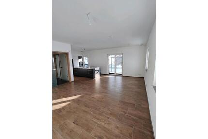 165m² DHH mit Terrasse und Garten für 1900€ warm! - Pollenfeld