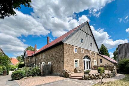 Haus im Haus zu vermieten - 2.000,00&nbsp;EUR Kaltmiete, ca.&nbsp; 250,00&nbsp;m&sup2; in Bad Salzuflen (PLZ: 32108) Ehrsen-Breden