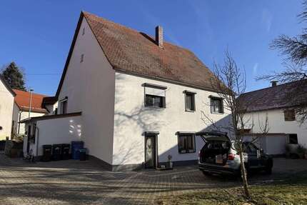 Haus zum Kaufen in Altdorf b. Nürnberg 349.000,00 € 139 m²