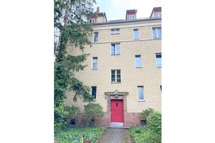Wohnung zum Kaufen in Berlin 70.000,00 € 24.93 m²