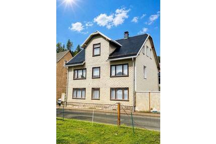 Zweifamilienhaus in Geraberg - 158.000,00&nbsp;EUR Kaufpreis, ca.&nbsp; 234,00&nbsp;m&sup2;&nbsp;Wohnfl&auml;che in Geratal OT Geraberg (PLZ: 99331)