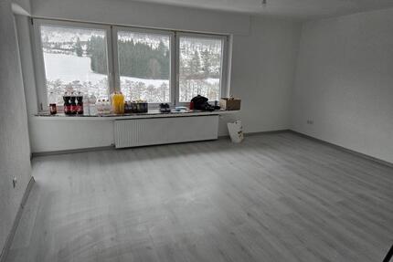 3 Zimmer Wohnung - 800,00&nbsp;EUR Kaltmiete, ca.&nbsp; 120,00&nbsp;m&sup2; in Kirchhundem (PLZ: 57399)
