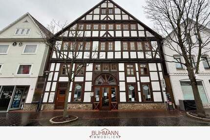 31655 Stadthagen - Wohn- und Geschäftshaus mit 11 Einheiten