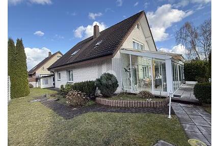VIEL PLATZ FÜR DIE FAMILIE MIT SCHÖNEM GARTEN - Bielefeld