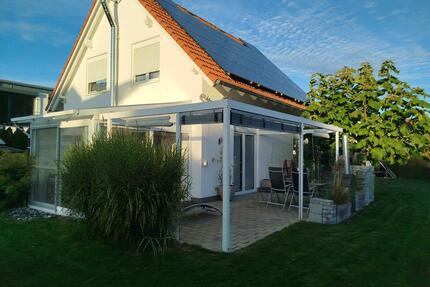 Öko Einfamilienhaus KFW60 Wintergarten PV ++++ Tinyehous vorb. - Fellheim