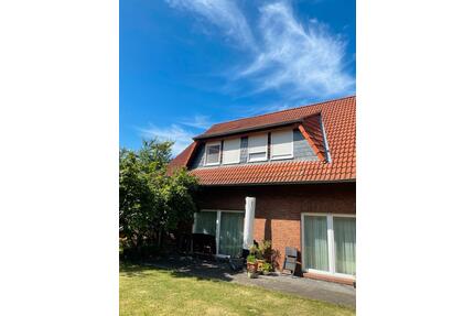 Attraktive Doppelhaushälfte in ruhiger Toplage von Rötgesbüttel